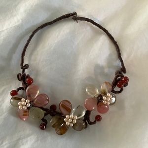 Brown hues beaded woman’s necklace